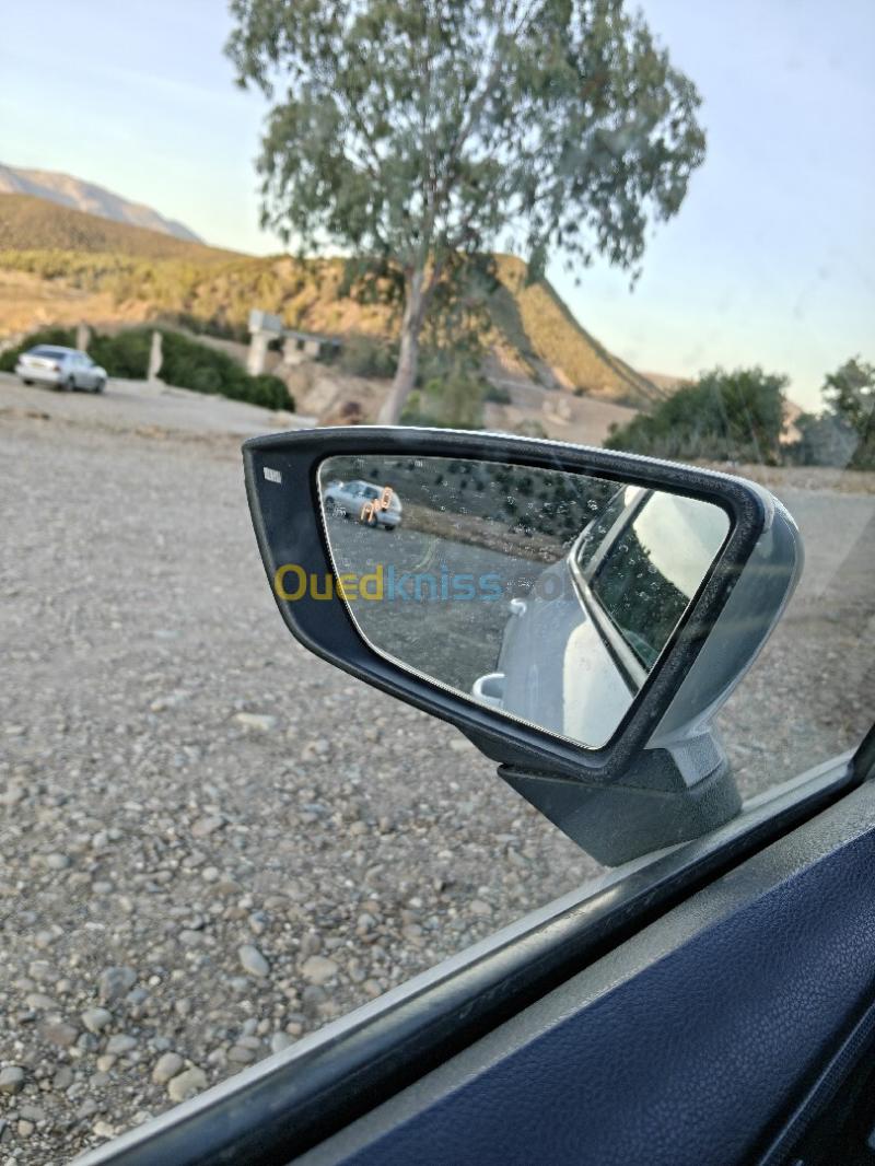 Seat ARONA 2022 ARONA 4