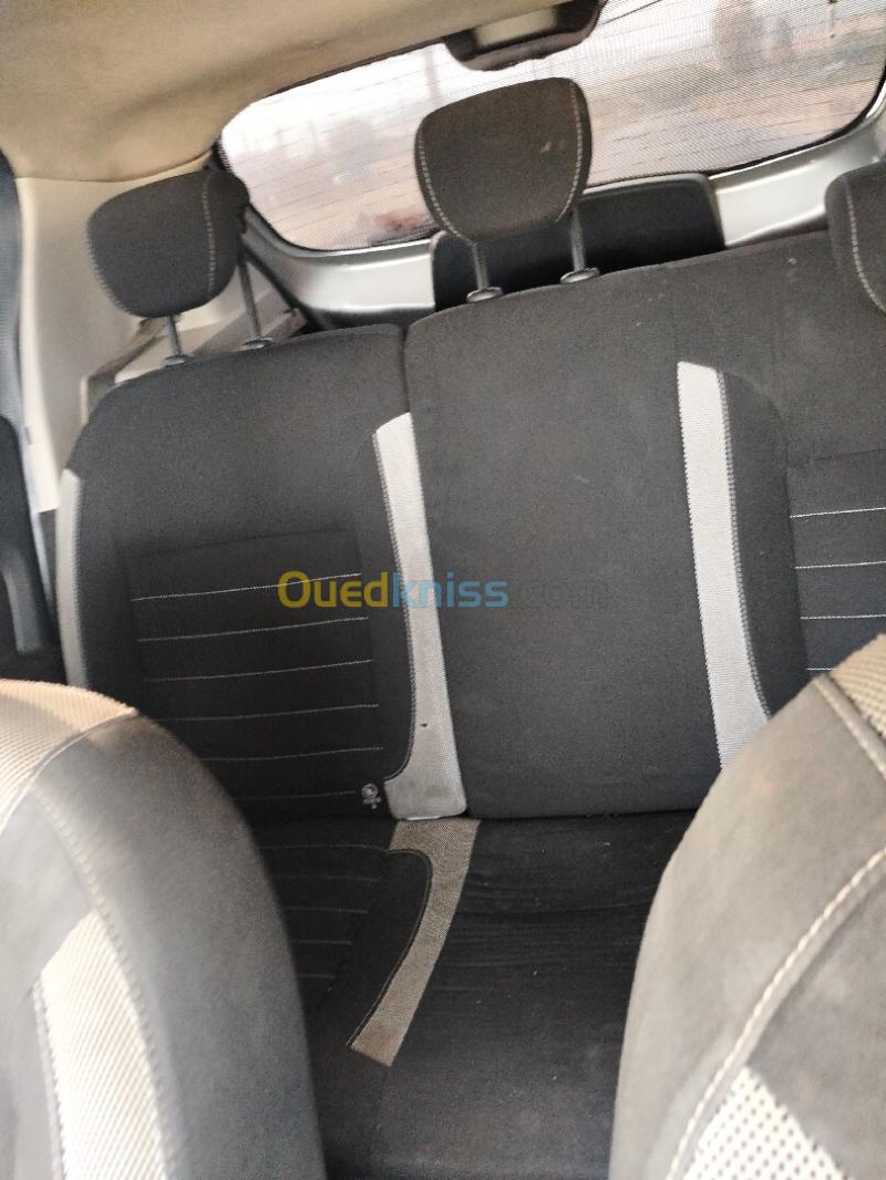 Dacia Sandero 2017 Stepway 10