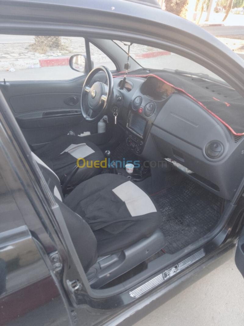 Chevrolet Spark 2010 Lite Base 4