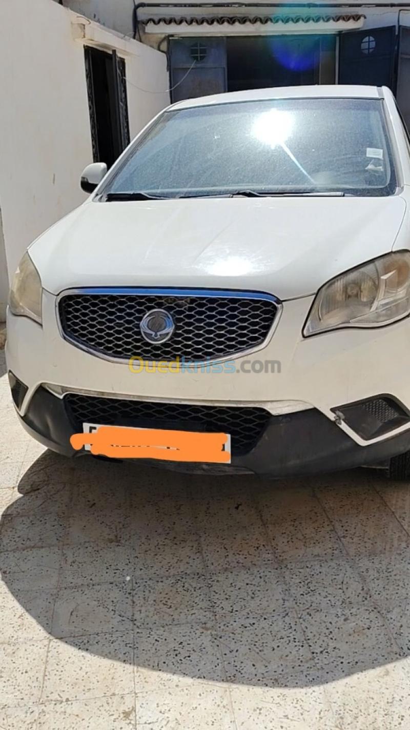 SsangYong Korando 2015 2.0