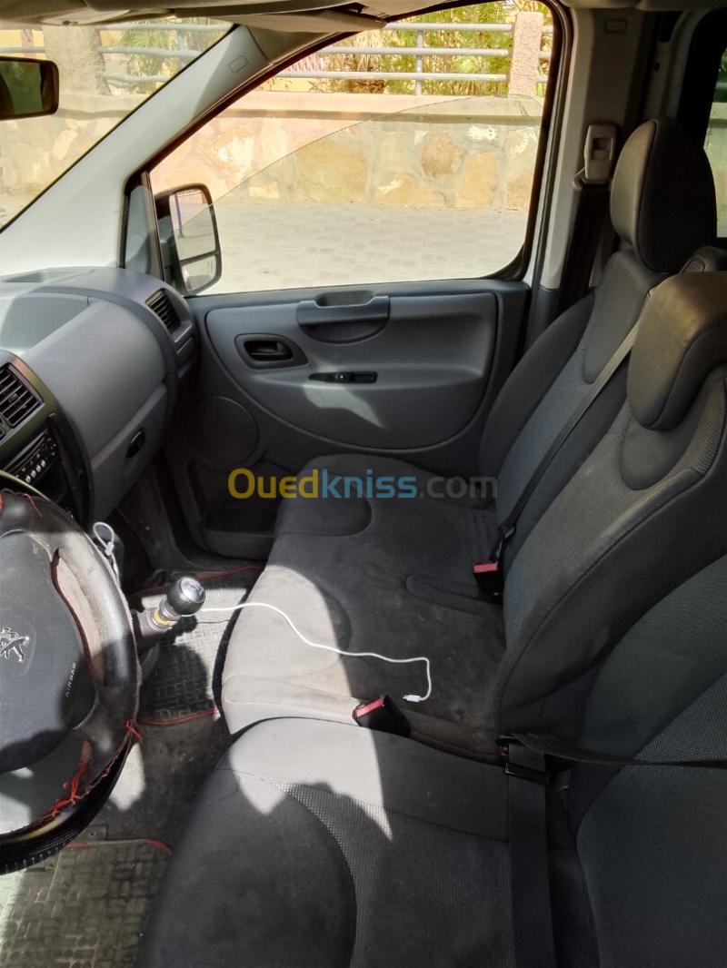 Peugeot Expert 2012  9