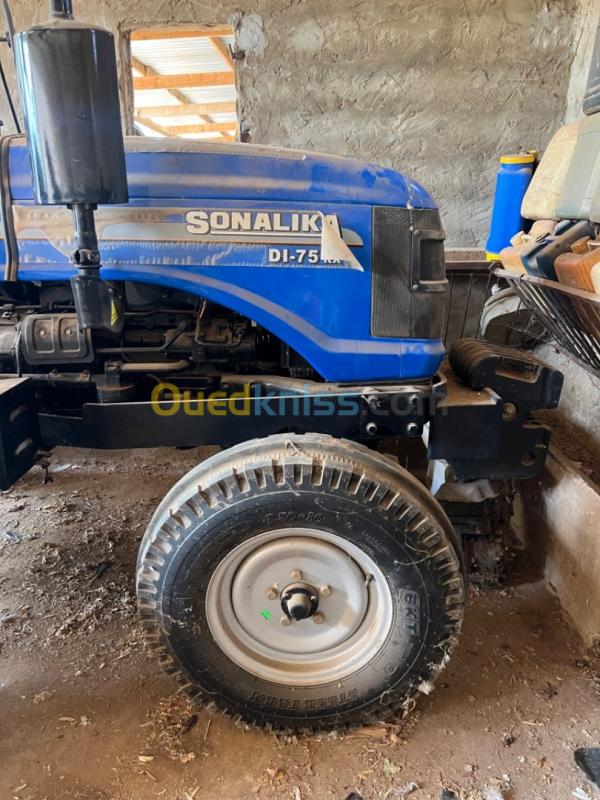 Di 75 سوناليكا Sonalika tracteur agricol 75 rx 2015