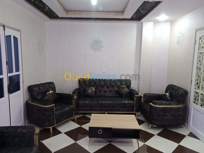 Location Appartement Niveau de villa F3 Skikda Collo 21