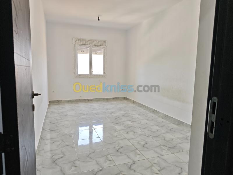 Location Appartement F4 Annaba Annaba 9