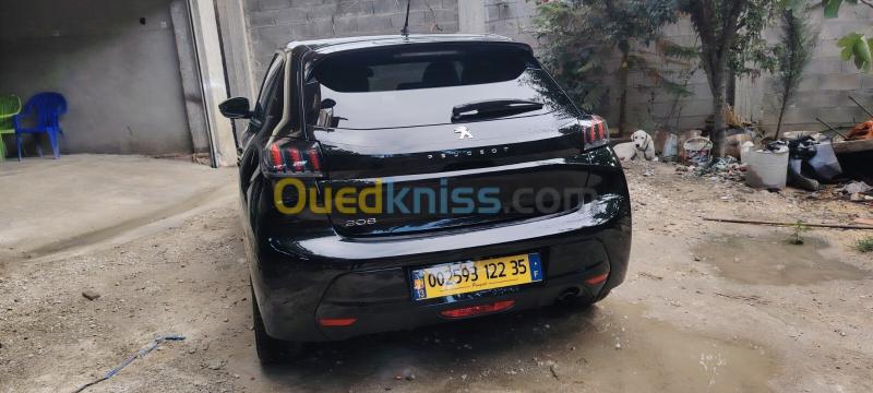 Peugeot 208 2022 Allure 10