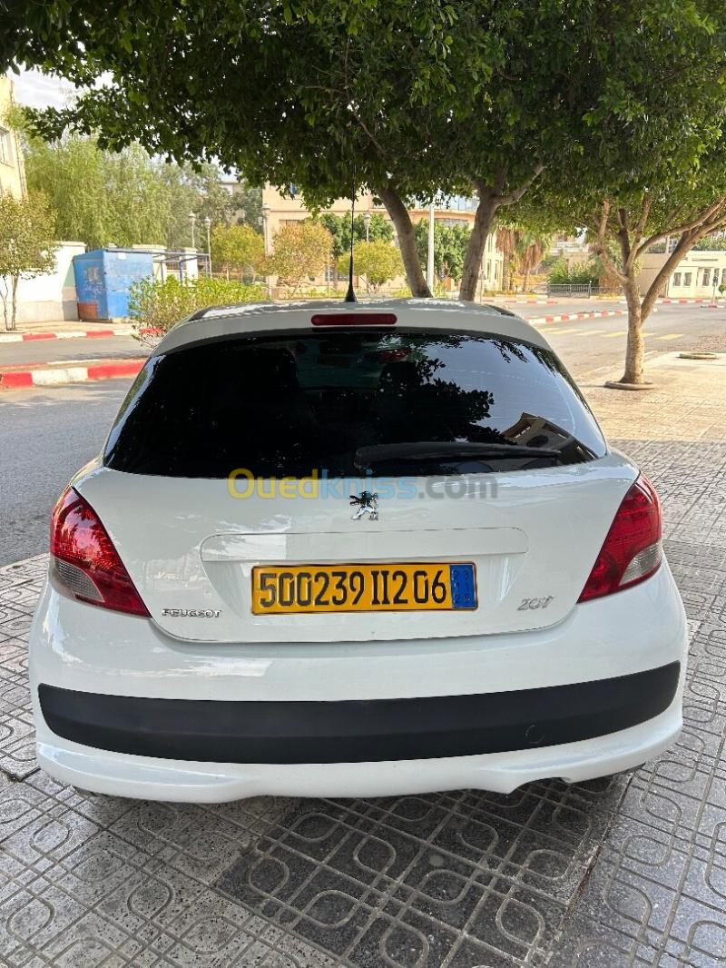 Peugeot 207 2012 New Active 5