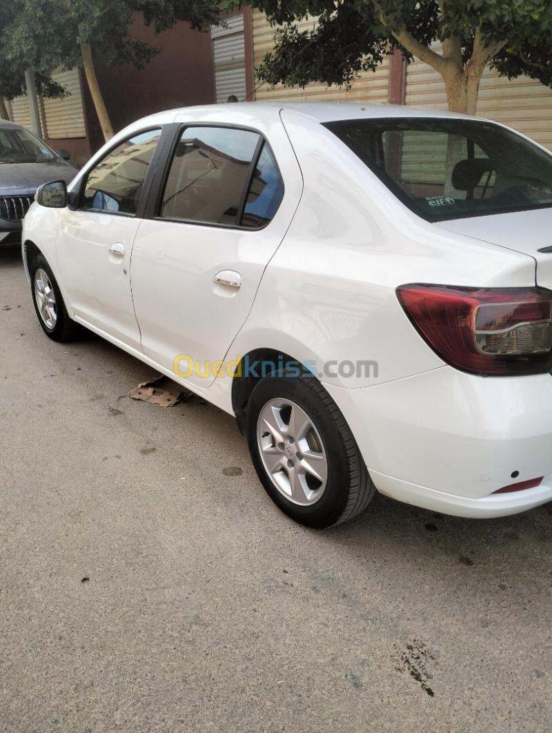 Renault Symbol 2014 Exception 4