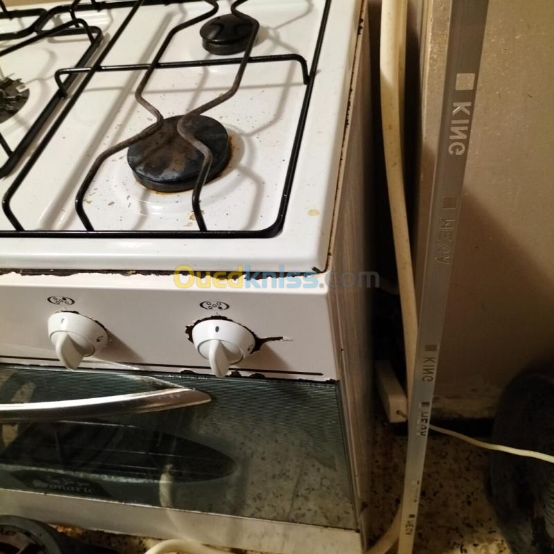 Cuisinière 9