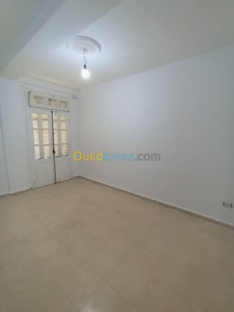 Vente Appartement F3 Boumerdès Boudouaou 2