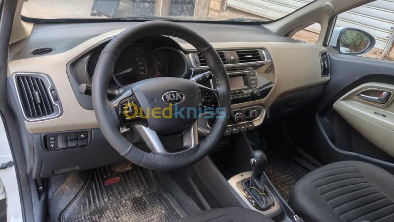 Kia Rio 2017  10