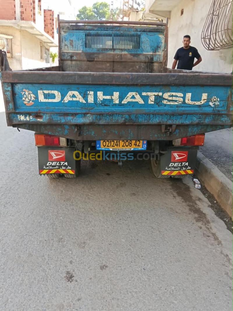 Daihatsu delta 2008 4