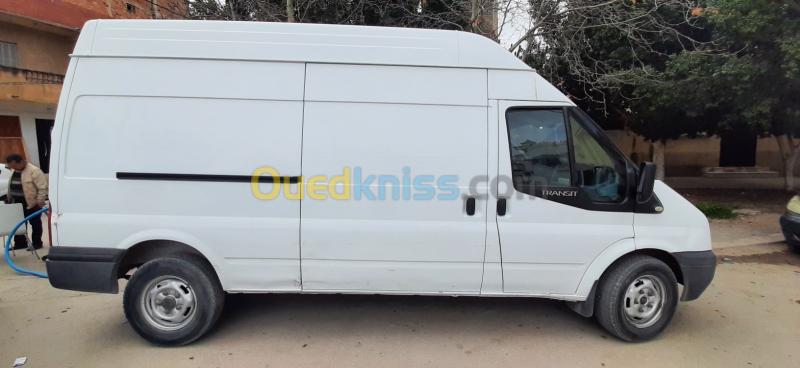  Ford transit 125 T 350 Fourgon 2012