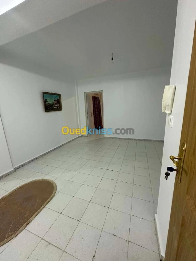 Location Appartement F5 Annaba Annaba 8