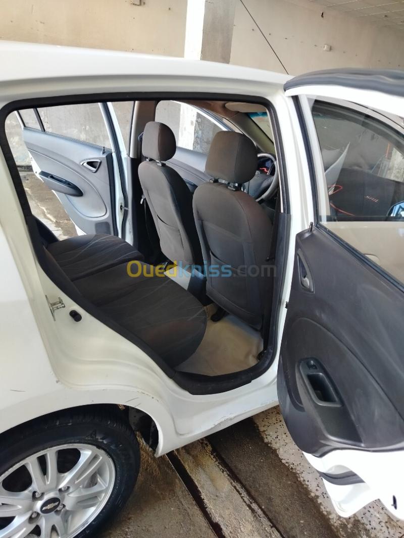 Chevrolet Sail 5 portes 2012  9