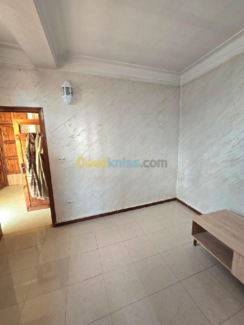Location Appartement Niveau de villa F2 Alger Rouiba 5