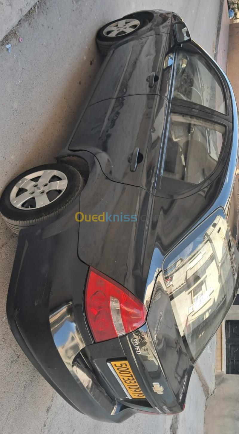 Chevrolet Aveo 4 portes 2009 LT 6