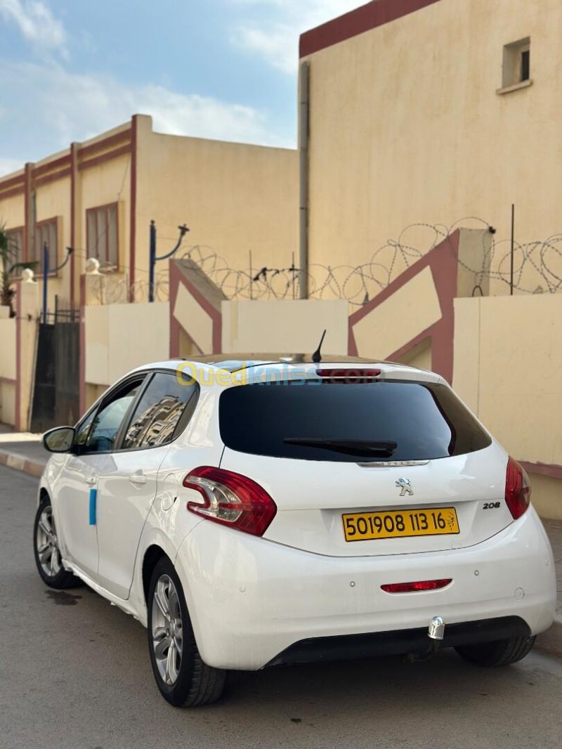 Peugeot 208 2013 Allure 7