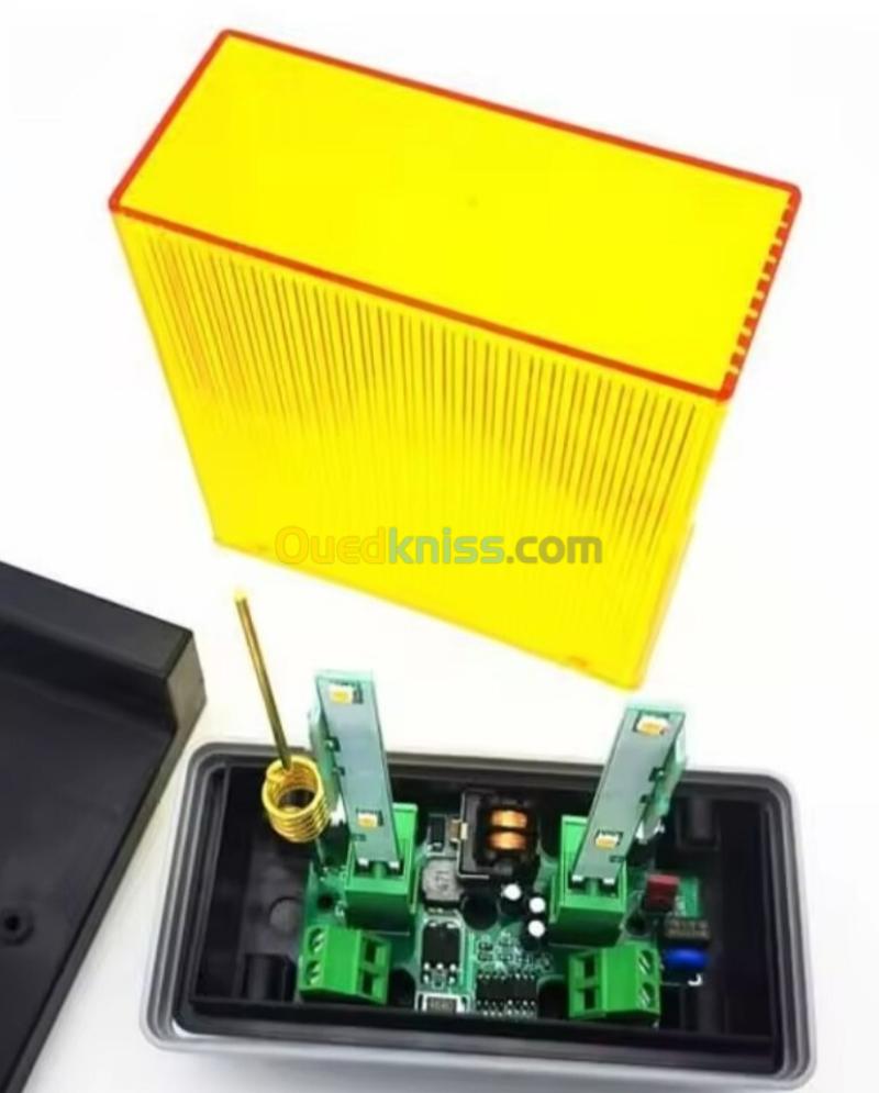 Gerophare pour portail électrique 12-265V AC/DC 4
