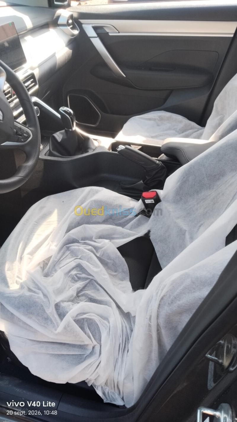 Geely Coolray 2026  5