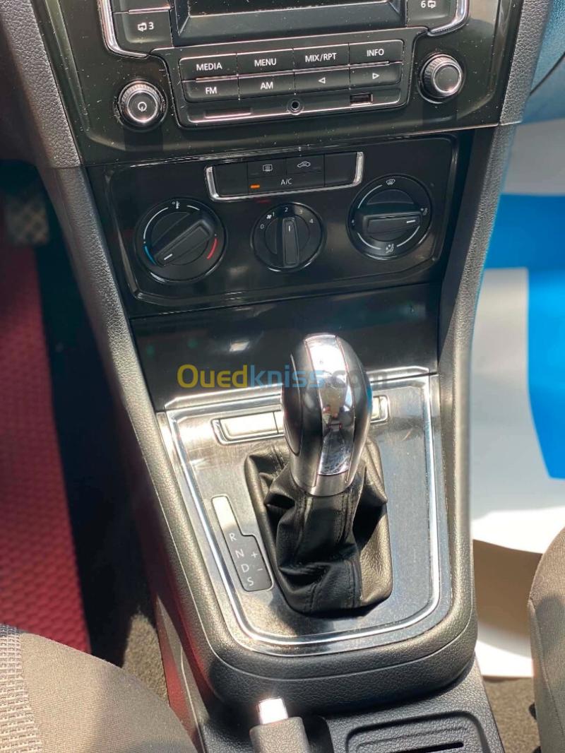 Volkswagen Bora 2024 1.5 mpi 19