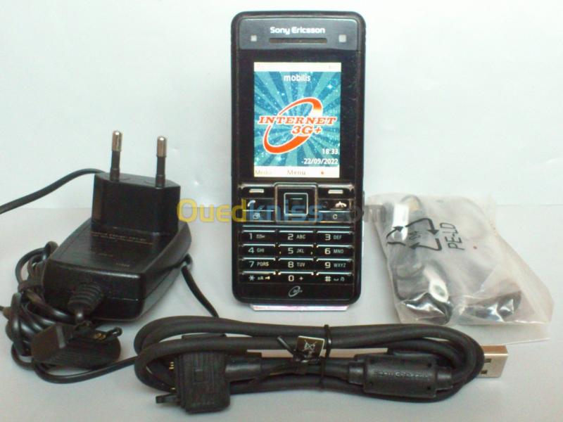  Sony Ericsson C902