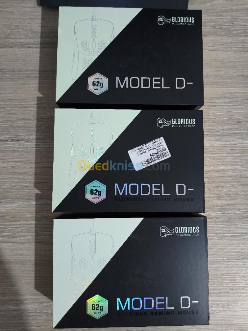 Glorious Model D- blanche souris gaming fps très légère