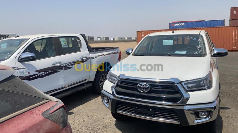  Toyota Hilux 2022 LEGEND DC 4x4 Pack Luxe