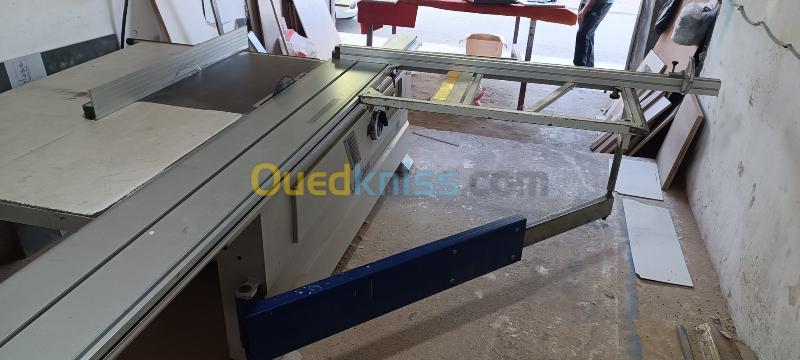  Cmc wood sel 2600 / scie a table 
