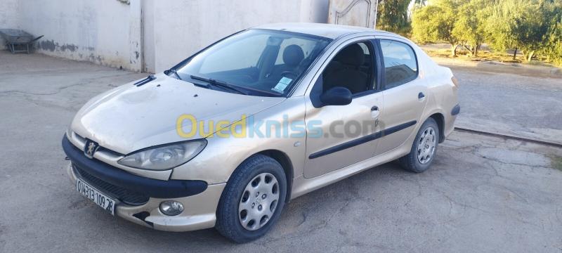 Peugeot 206 Sedan 2009 206 Sedan 5
