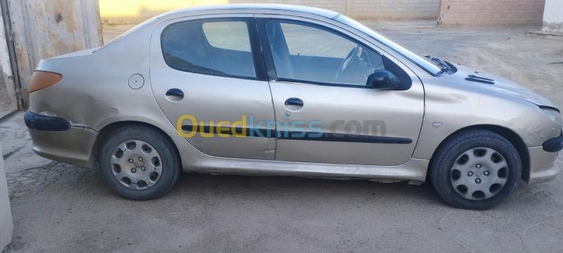 Peugeot 206 Sedan 2009 206 Sedan 3