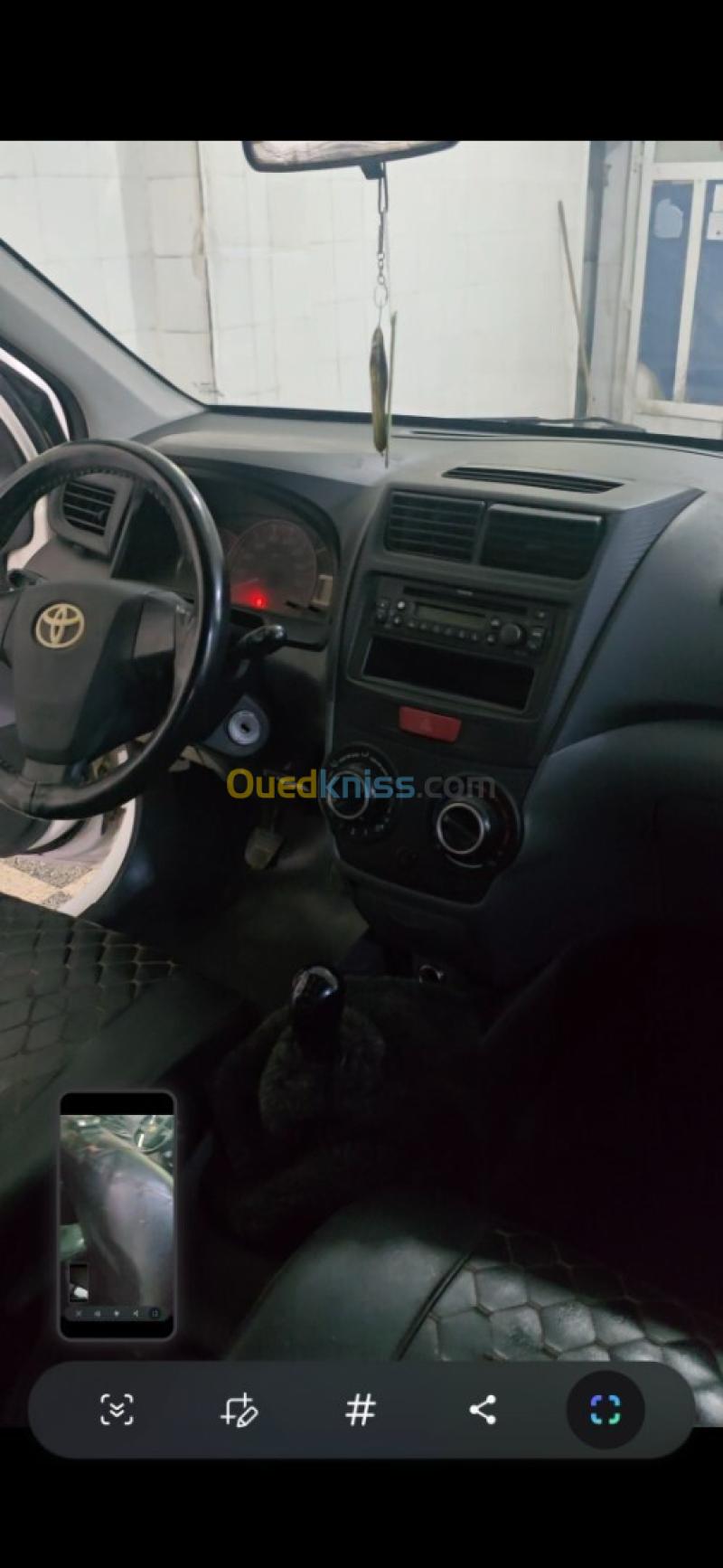 Toyota Avenza 2013 Avenza 16