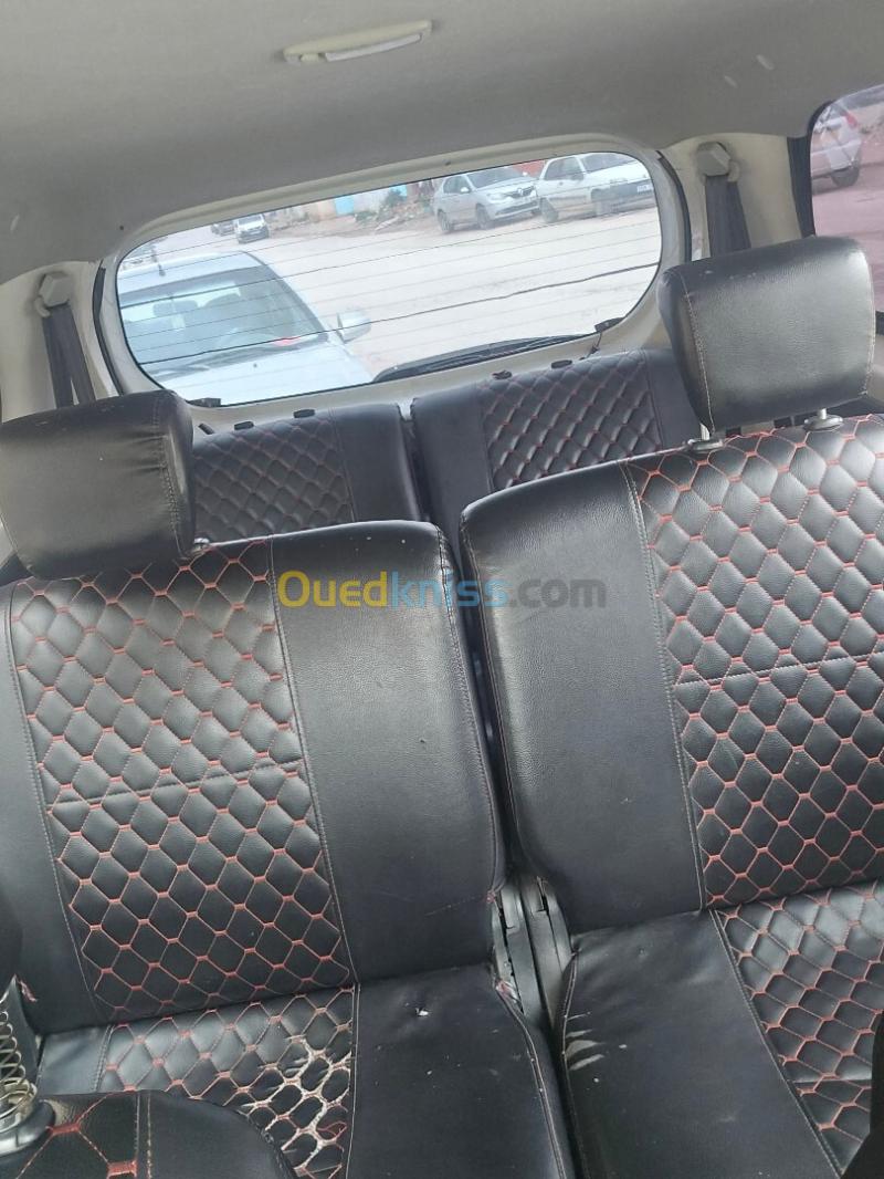 Toyota Avenza 2013 Avenza 5