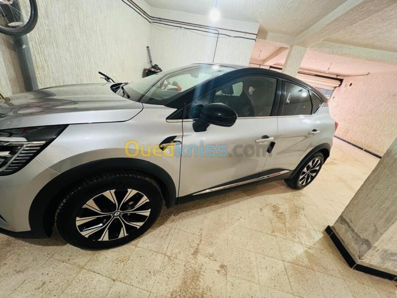 Renault Captur 2023 Techno  4