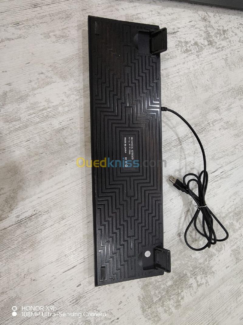 Clavier mécanique Gaming ZIYOULANG K1 AZERTY 6500 DA 7