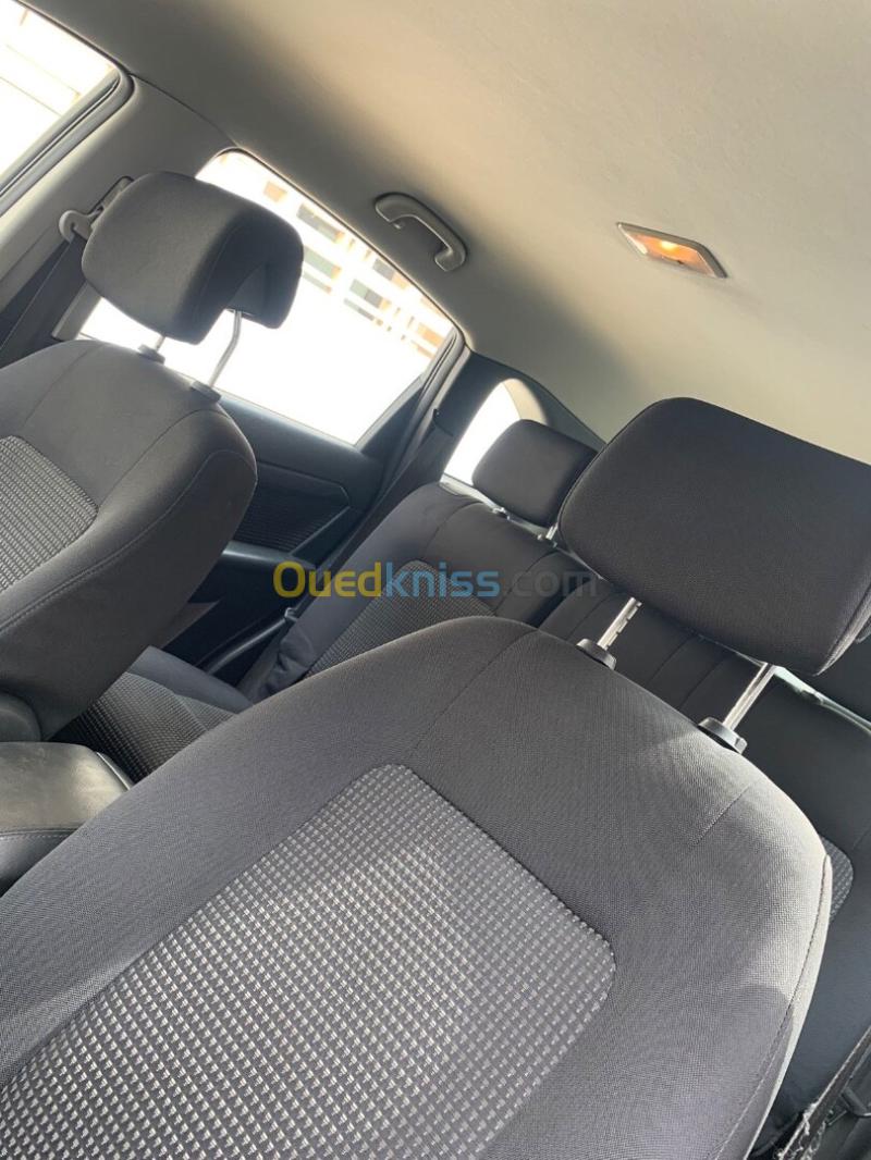 Chevrolet Captiva 2008 LT 6