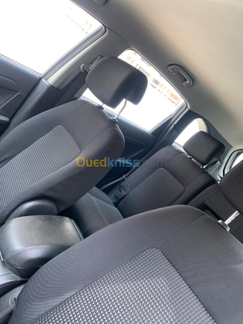 Chevrolet Captiva 2008 LT 5