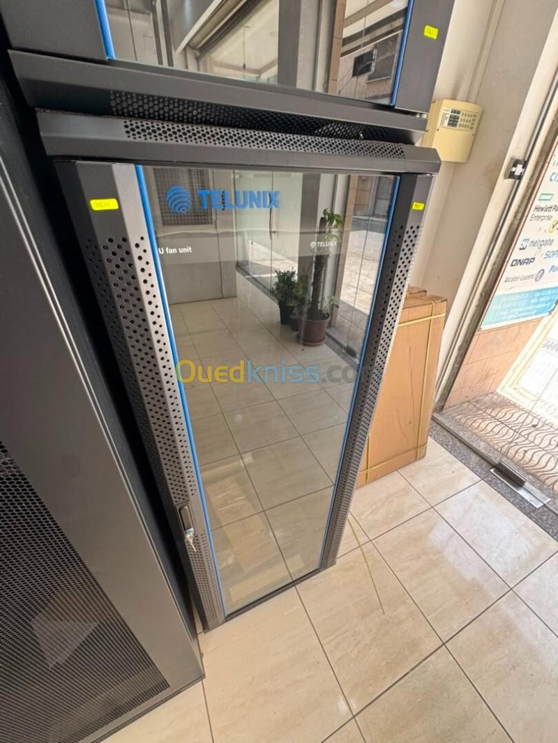 Armoires de brassage au sol 32U TELUNIX