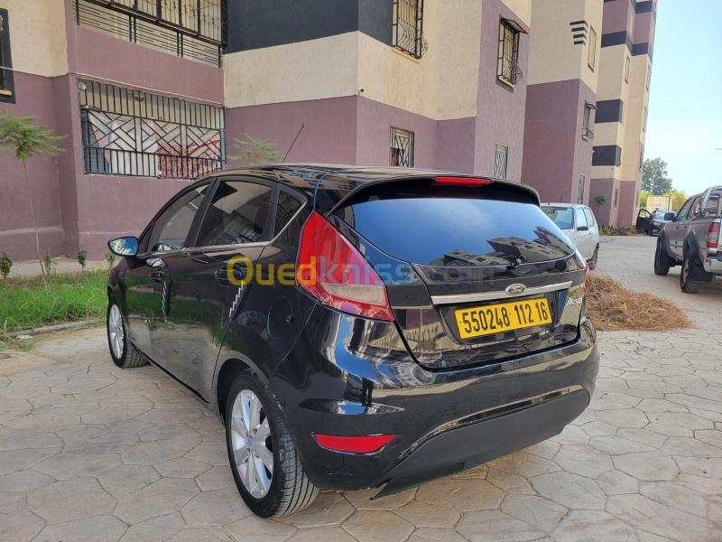 Ford Fiesta 2012 Titanium Sport pack 2