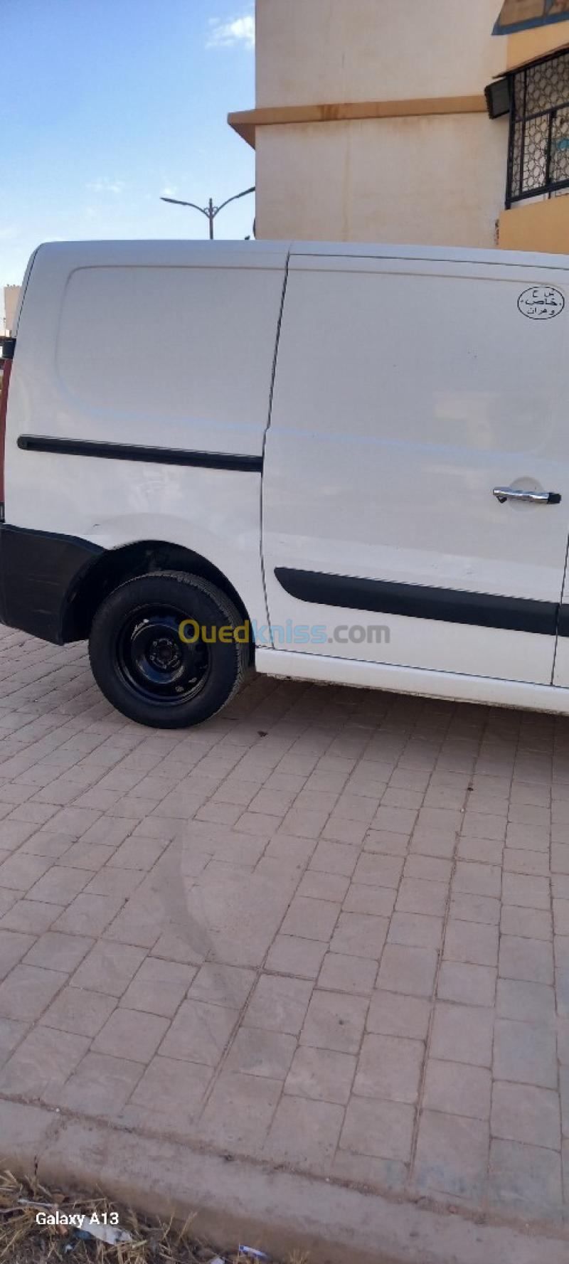 Peugeot Expert 2017 Expert 9