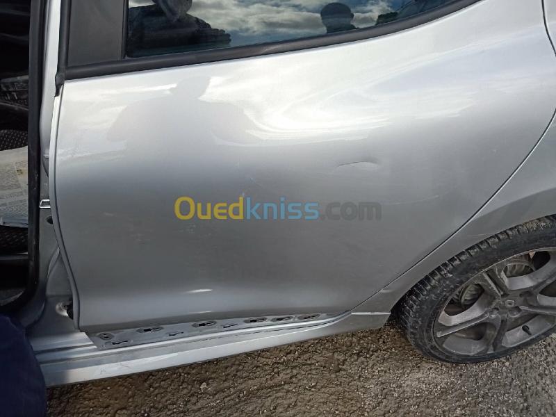 Renault Clio 4 2019 GT Line + 6