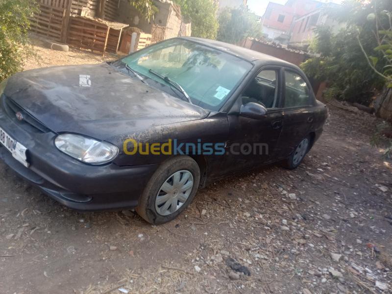 Kia Sephia 2000 Sephia 3