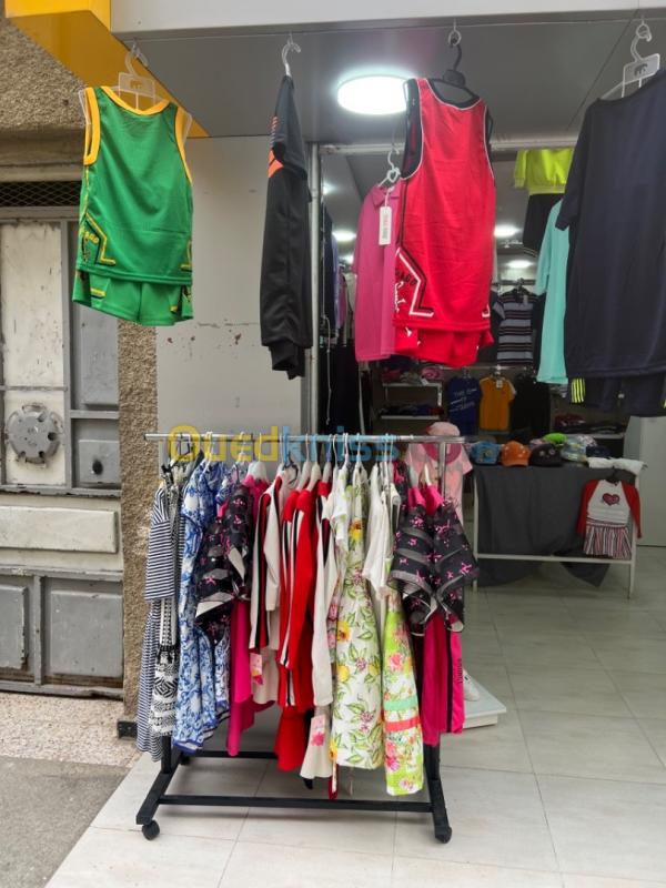  Magasin des vêtements italien enfants 