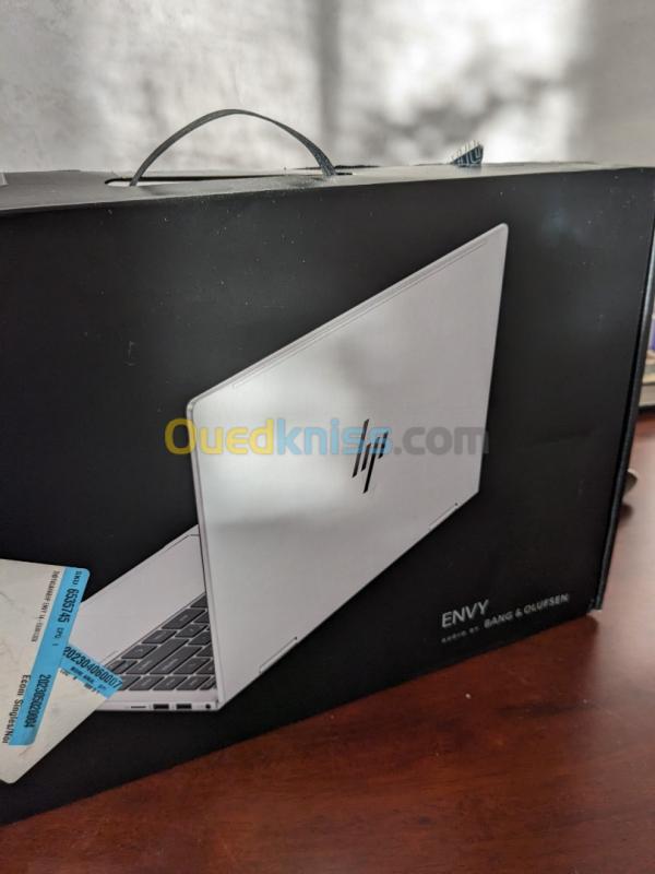  HP Envy x360 14" 2-in-1 Laptop 14t-es000