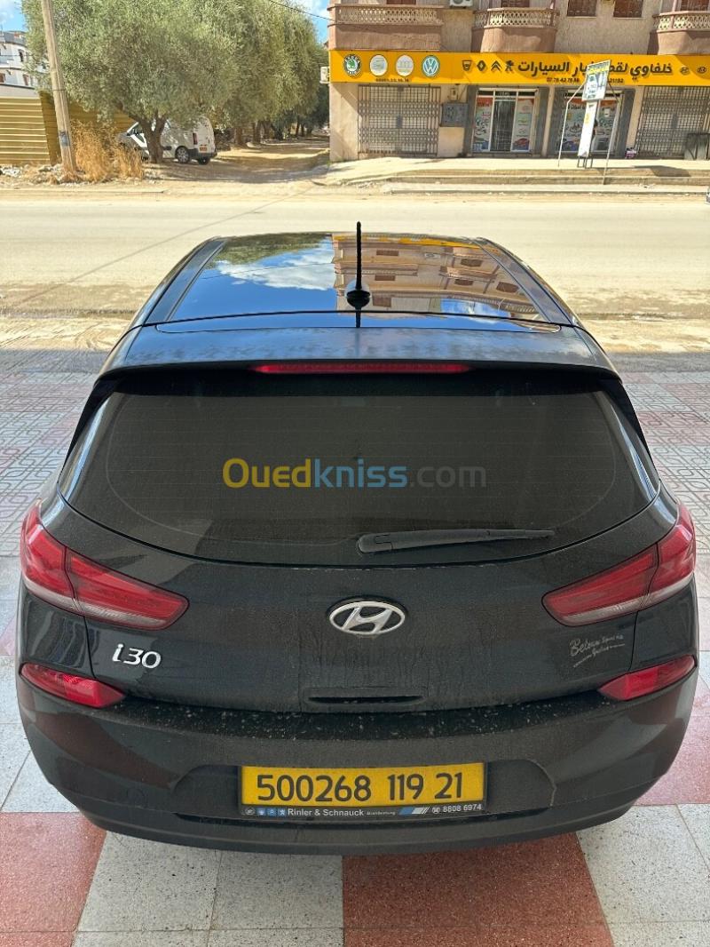 Hyundai i30 2019 Toute options 13