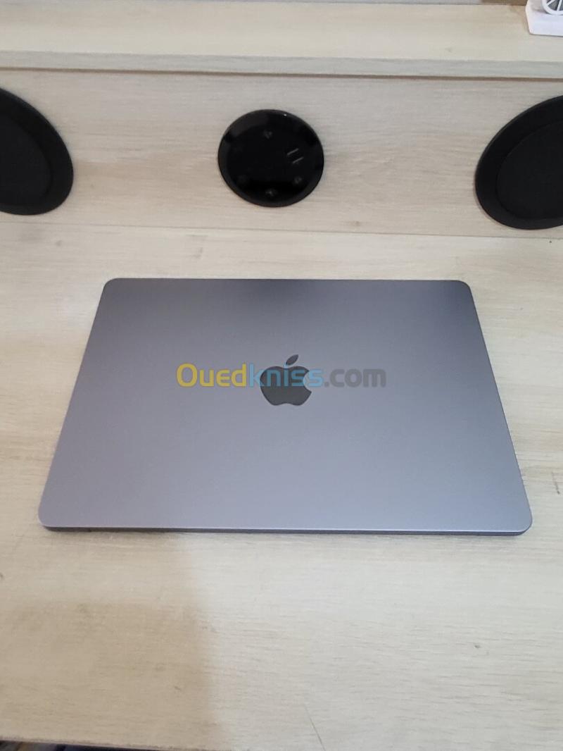 MacBook Air M2 2023 | PUCE M2 8 CPU | GPU 10 COEURS | 8GB RAM | 256GB SSD | CYCLES 67 | MDM BYPASSED 31