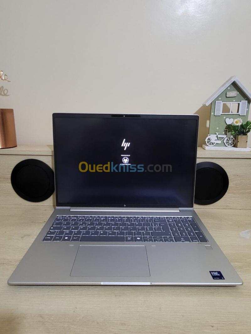 HP EliteBook 660 G11 16'' NoteBook AI PC | INTEL CORE Ultra 5 135U | 32GB RAM | 512 NVMe | INTEL GRAPHICS 27