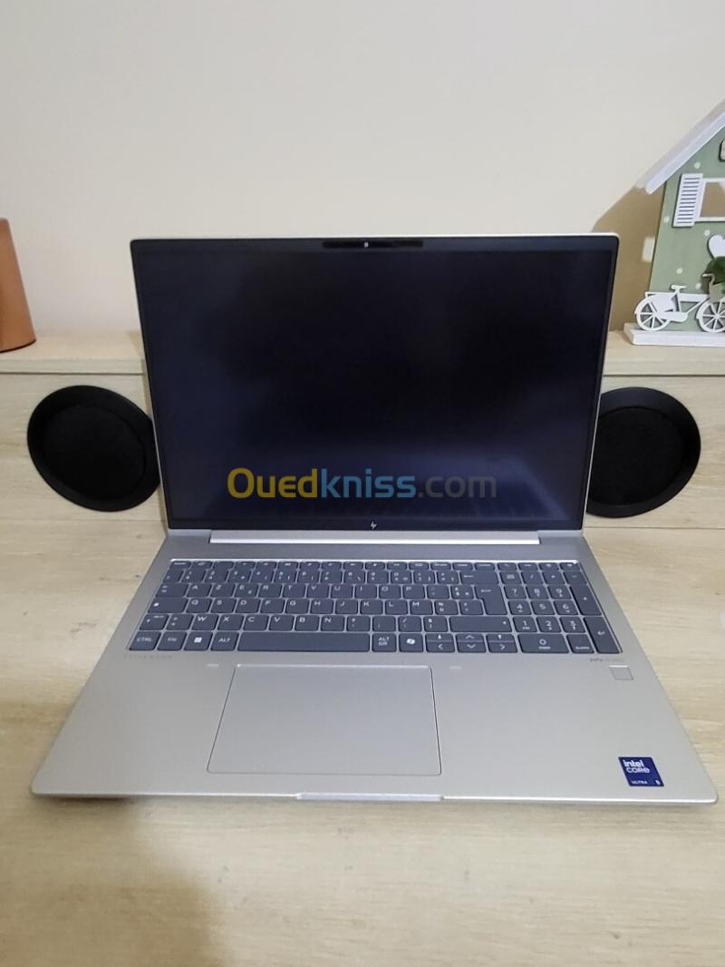 HP EliteBook 660 G11 16'' NoteBook AI PC | INTEL CORE Ultra 5 135U | 32GB RAM | 512 NVMe | INTEL GRAPHICS 32