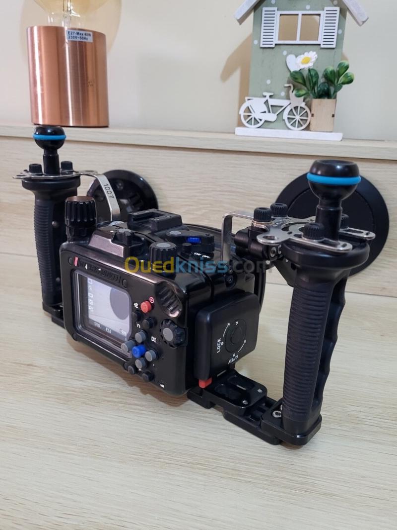 Caisson Sous-marin étanche Nauticam RX100 VII / 7 pack pro + Sony RX100 VII vidéos UHD 4K 30/24 48