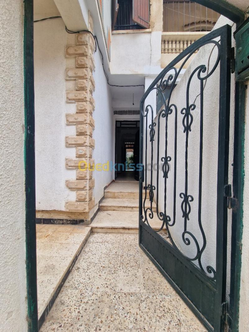 Location Appartement Niveau de villa F3 Alger Kouba 4