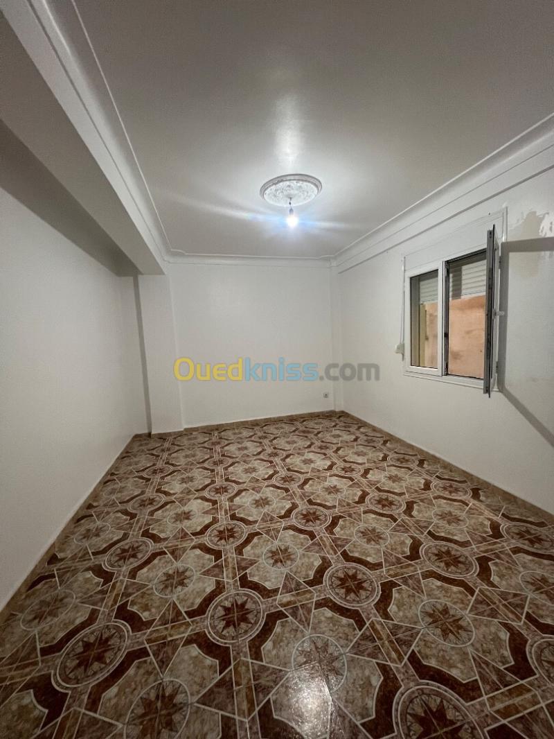 Vente Appartement F3 Alger Hydra 4